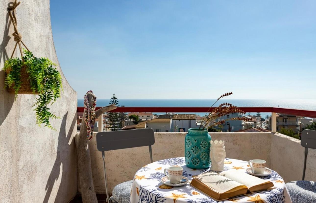 Terrazza Da Amare E Parcheggio Privatoe Aria Condizionata Apartamento Marina di Ragusa Exterior foto